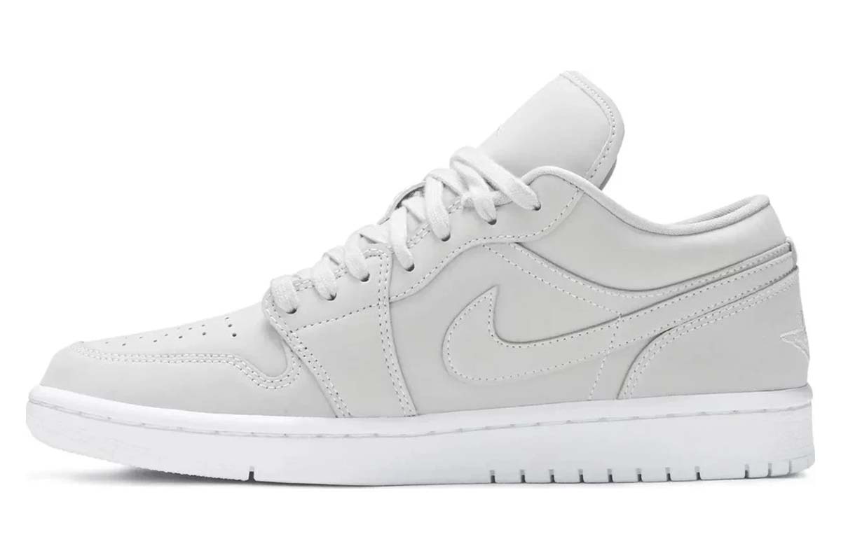 AIR JORDAN 1 Low Triple White