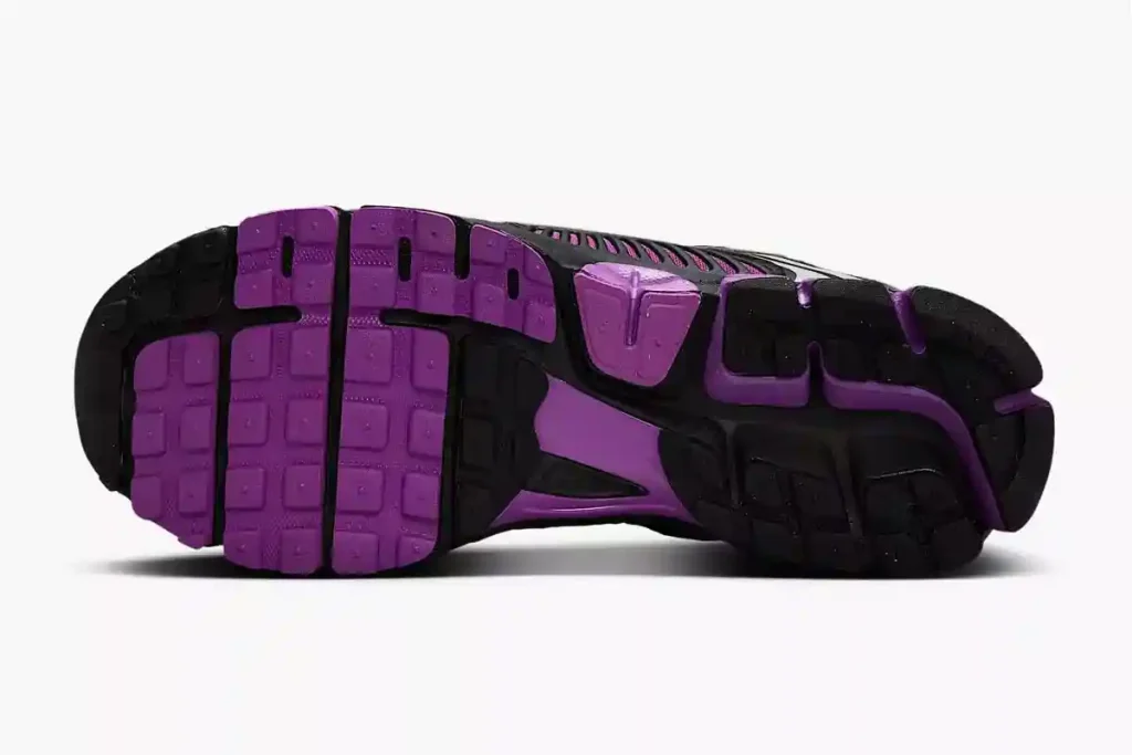 nike zoom vomero 5 purple down view