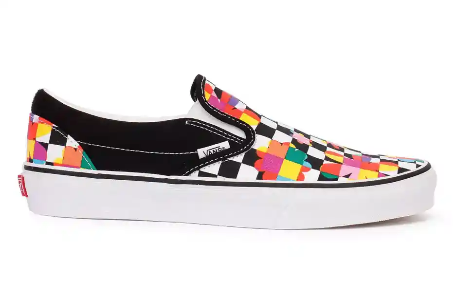 Vans Women’s Fashion Sneakers: A Perfect Blend of Style and Comfort